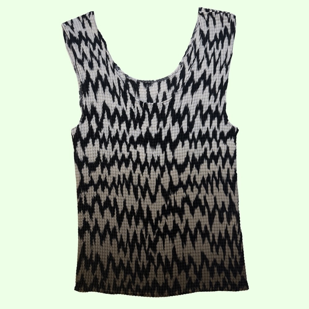 Nicola Monochrome Zigzag Tank Top
